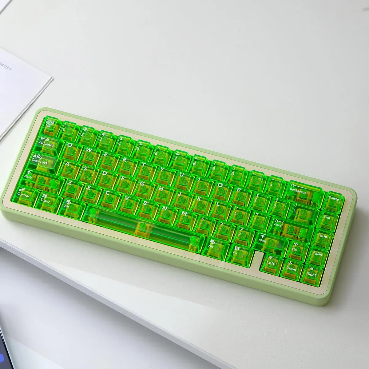 Lot de 114 Touches Transparentes pour Clavier mécanique Cherry MX, Profil Cherry, Vert Vif et Transparent