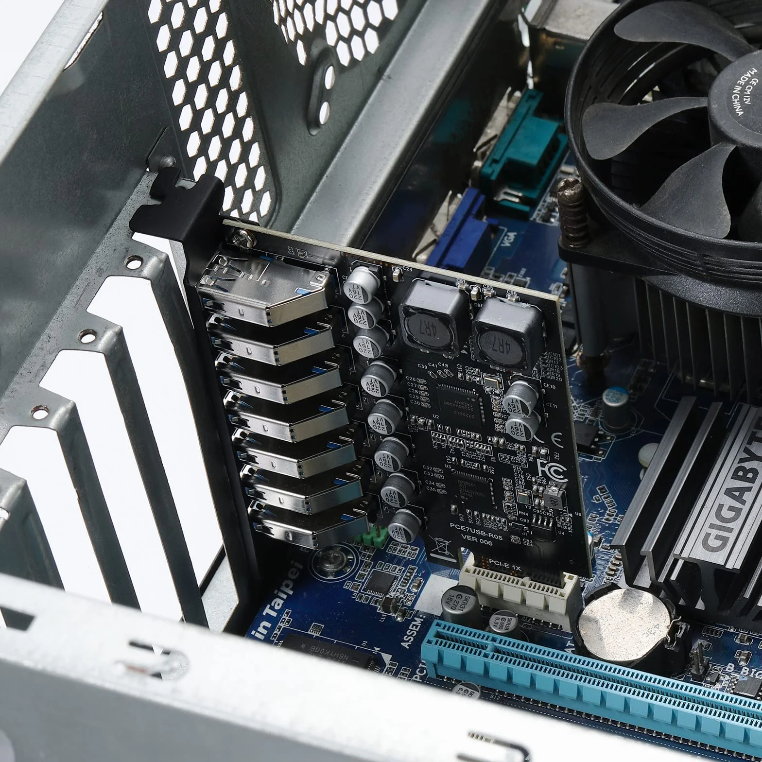 Carte PCIe avec 7 Ports USB 3.0,Carte d'extension PCI Express USB3.2 GEN 1(5 Gbit/s), Support UASP, Plug & Play, pour Windows 11/10/8/7/XP/Vista/Linux
