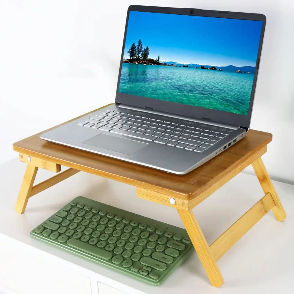 WKWKER Bambou Ordinateur Portable Table De Lap Desk pour Le Lit Petit Déjeuner Plateau De avec Pieds Pliants Table De Lit Portable pour Ordinateur Snack Writing Studio (Naturel)