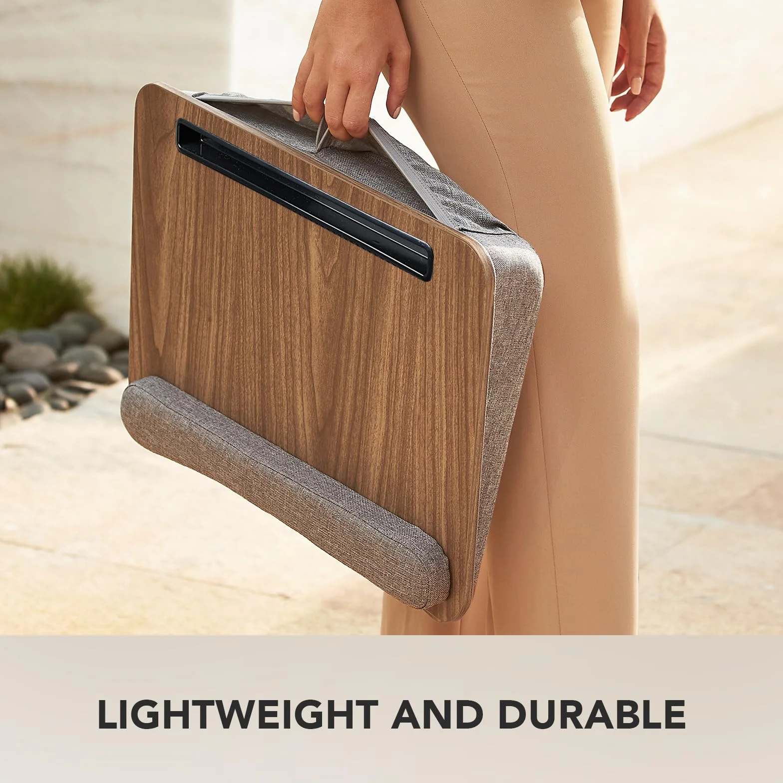 HUANUO Laptop Desk Convient à Un Ordinateur Portable, Bureau Portable avec Coussin d'oreiller, Bande antidérapante et Fonction de Stockage pour Les étudiants de Bureau à Domicile(16,5'×11,8')
